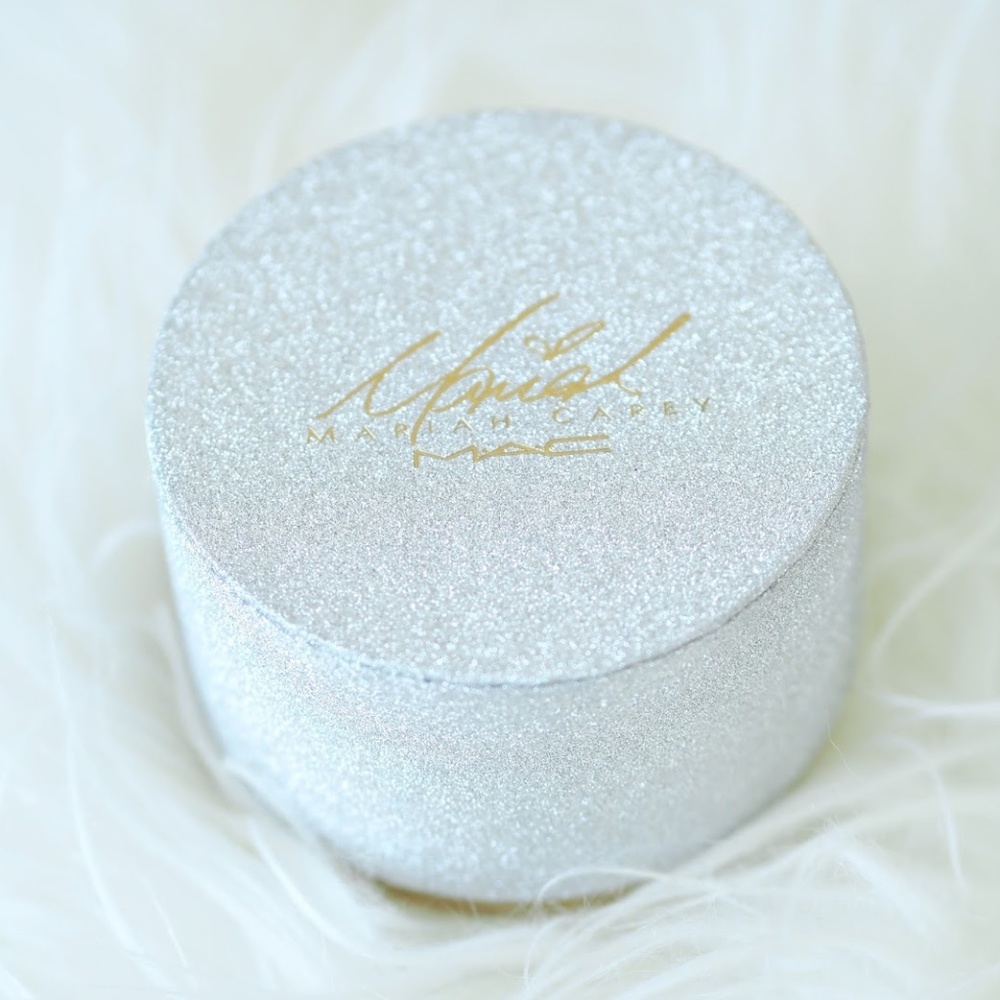 Mac Mariah Carey limited edition Highlighter powder in Touch my body
